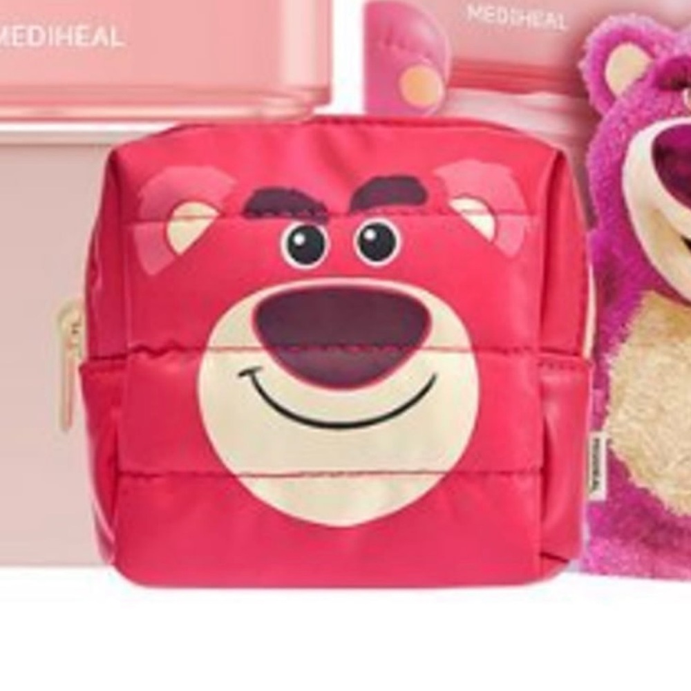 Disney lots o huggin bear pouch NWT